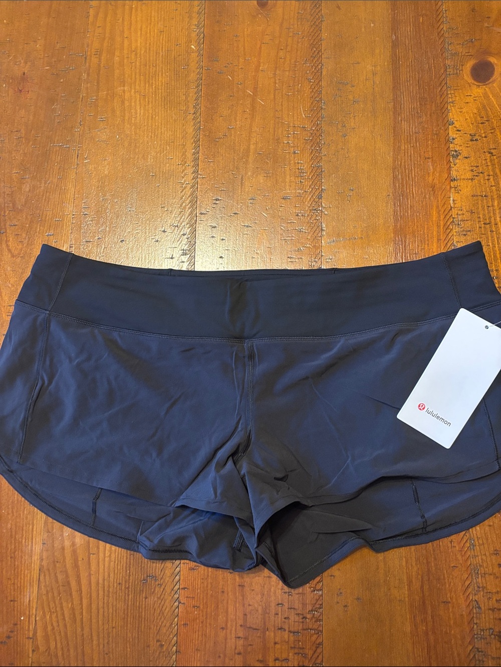 Lululemon new black speed up shorts size 14 NWT